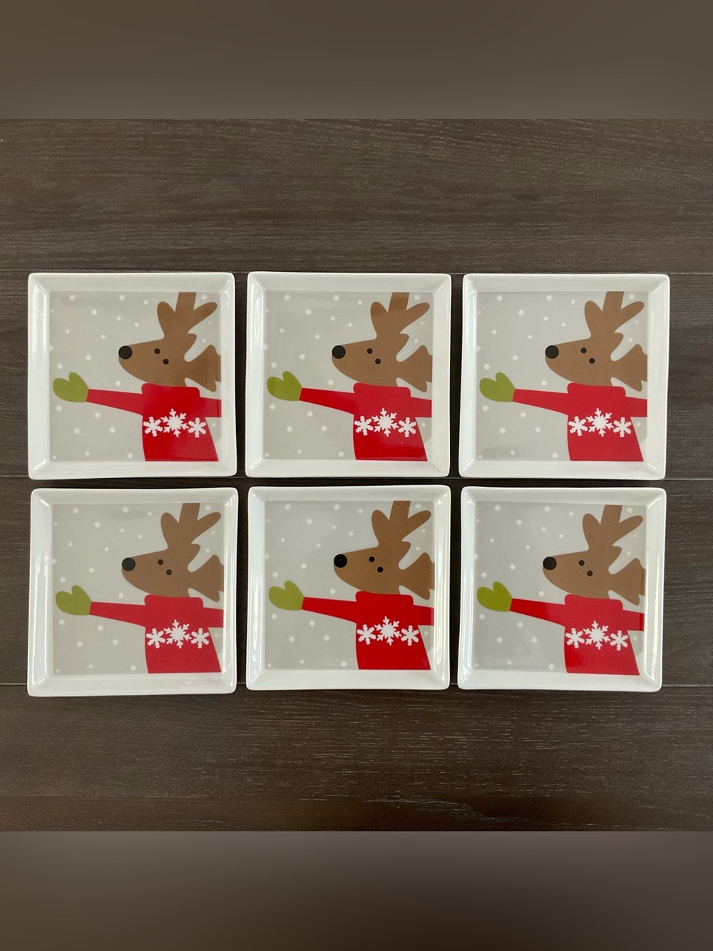 Crate&Barrel Reindeer w/ Sweater Tid Bit Plates - Set of 6